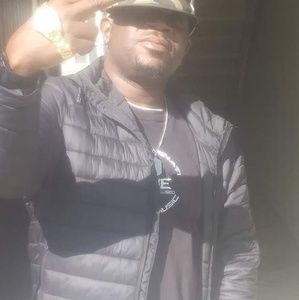 Meet your Posher, Sam dollarz